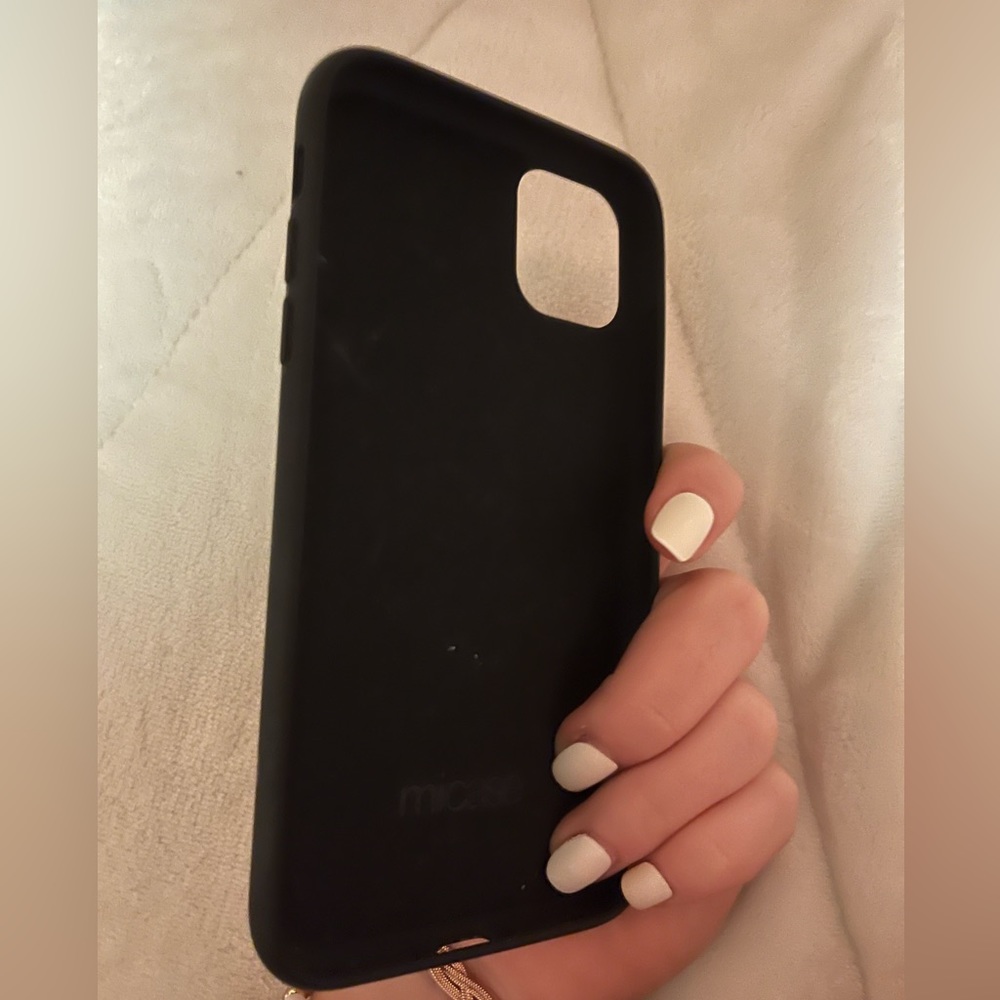 plain black silicone case
